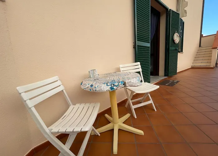 La Conchiglia Apartment *